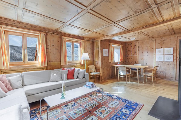 Geräumiges Engadinerhaus mit Potenzial an ruhiger Lage 3