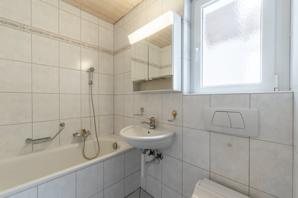 Charmante Doppelhaushälfte mit Entwicklungspotenzial 6