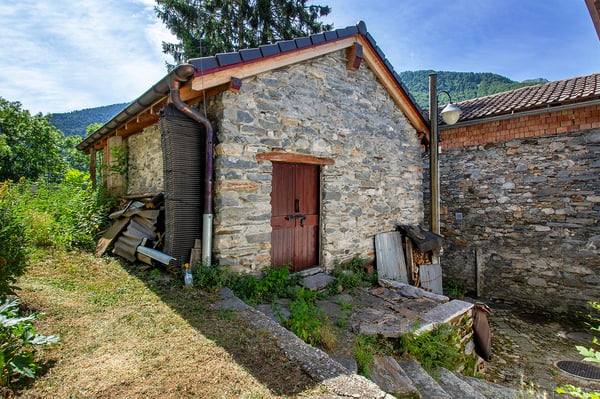 Casa unifamiliare con splendida vista su lago e montagne 8