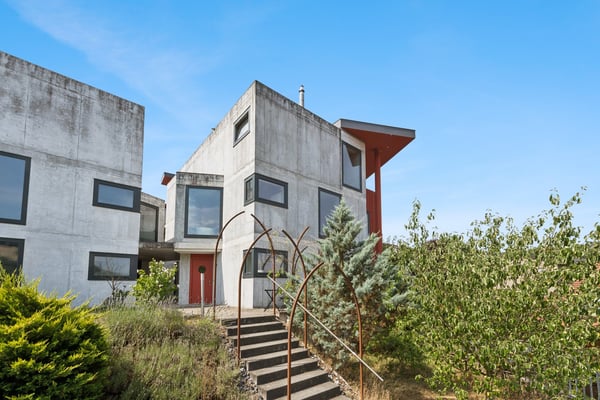 Gediegen wohnen in einer modernen 7.5-Zimmer-Villa 10