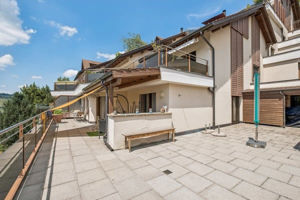 Grosszügige Terrassenwohnung mit beeindruckender Aussicht 7