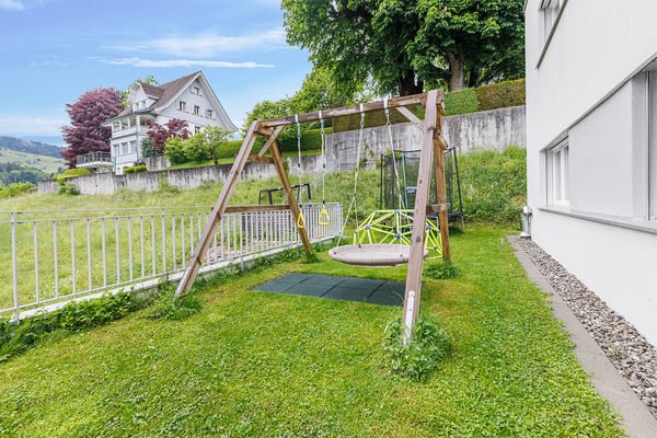 Hier spielt das Familienleben im Garten 7