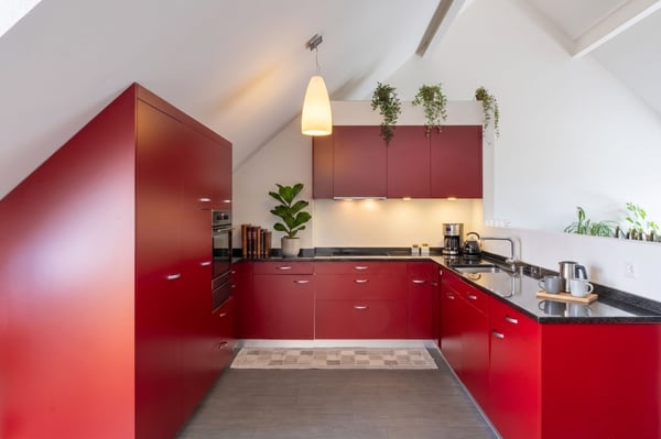 Moderne 4.5-Zimmer-Maisonette mit grosszügigen Balkonen 2