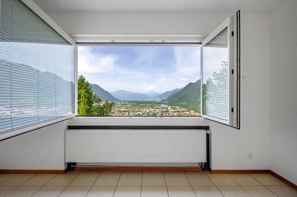 Casa unifamiliare con giardino e splendida vista aperta sul lago Ma... 5