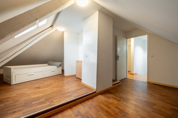 Renditeimmobilie mit 10 Wohneinheiten an idealer Lage 5
