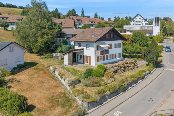 Charmantes Wohnhaus mit herrlicher Weitsicht 2