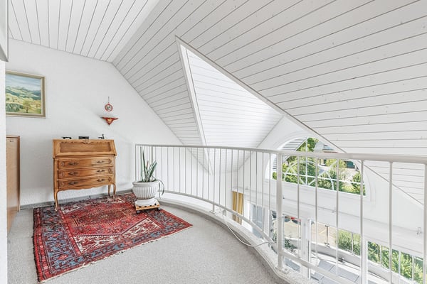 Elegante Dachmaisonette mit Galerie 8