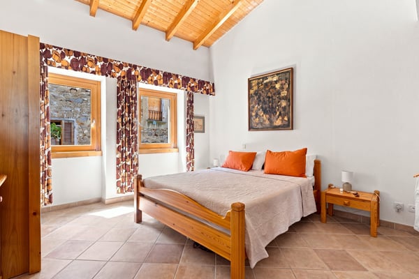 Casa plurifamiliare con charme nel cuore del paese 10