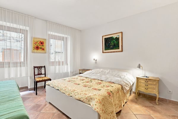 Casa plurifamiliare con charme nel cuore del paese 7