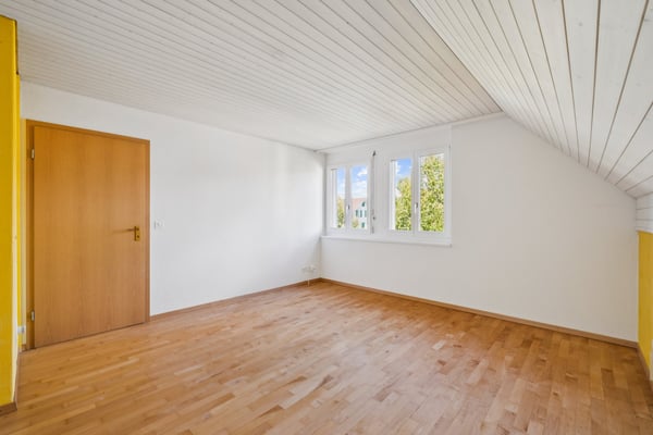 Wohnen auf zwei Etagen: Helle Maisonette im Dorfzentrum 4