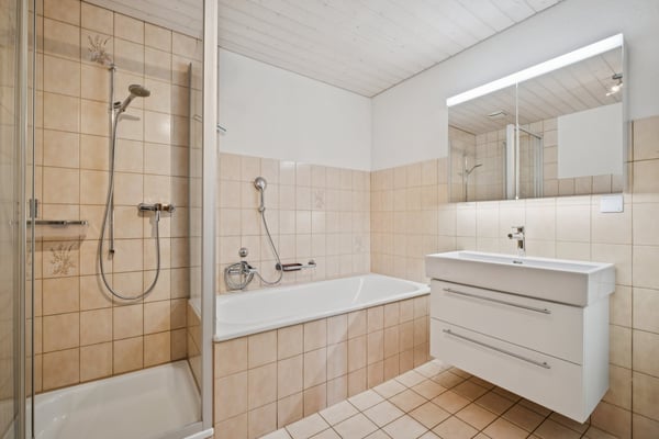 Wohnen auf zwei Etagen: Helle Maisonette im Dorfzentrum 8