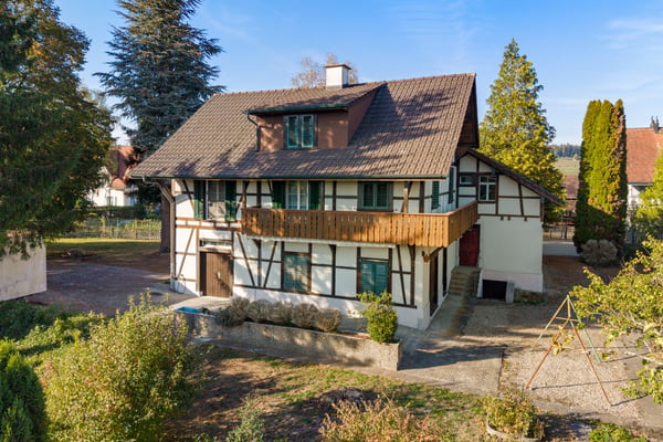 Bauland mit Bestandesliegenschaft und eigener Naturkulisse 2