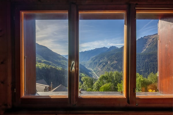 Affascinante casa contigua con vista mozzafiato 7