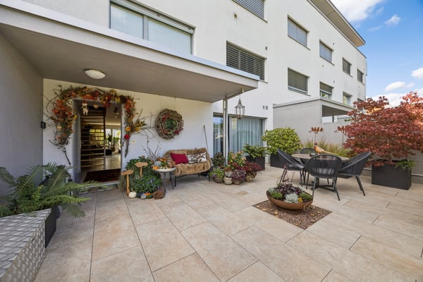 4.5-Zimmer-Gartenwohnung in Zufikon - grosszügig wohnen wie im Einf... 1