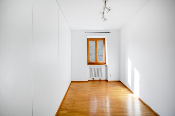 Proprietà bifamiliare di 2 appartamenti da 3.5 locali con giardino 5