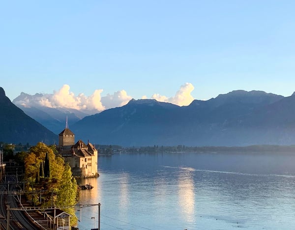 Appartement de charme au dernier étage, en première ligne face au lac 11