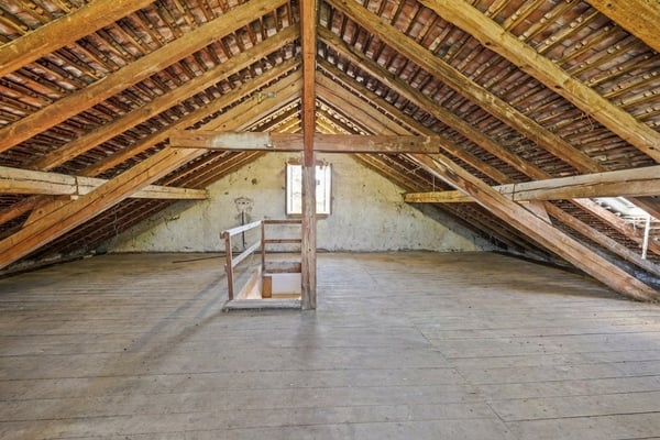 Maison à rénover avec fort potentiel 12