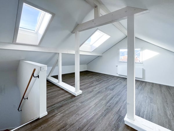 CHARMANTE 1.5 ZIMMERWOHNUNG; MAISONETTE IM ZENTRUM VON EINSIEDELN 13