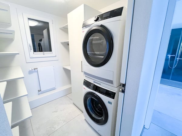 CHARMANTE 1.5 ZIMMERWOHNUNG; MAISONETTE IM ZENTRUM VON EINSIEDELN 9