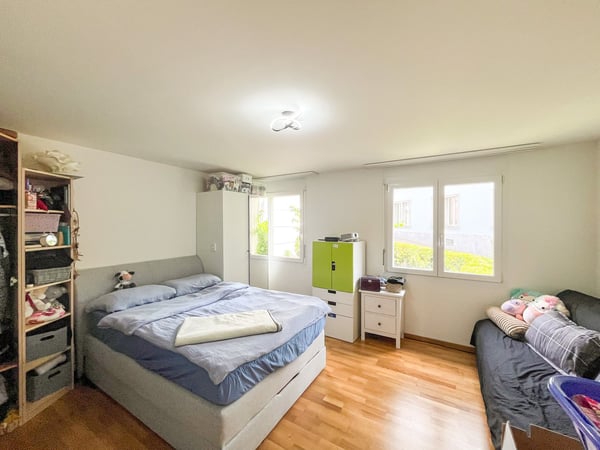 Gemütliche 2.5 Zimmer-Wohnung mit Gartensitzplatz in Einsiedeln 7
