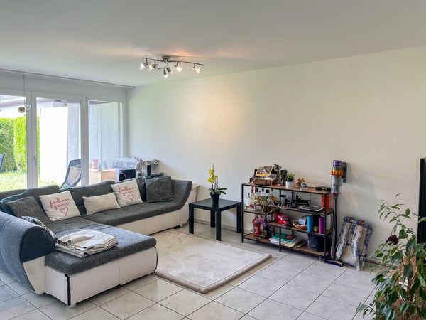 Gemütliche 2.5 Zimmer-Wohnung mit Gartensitzplatz in Einsiedeln 3