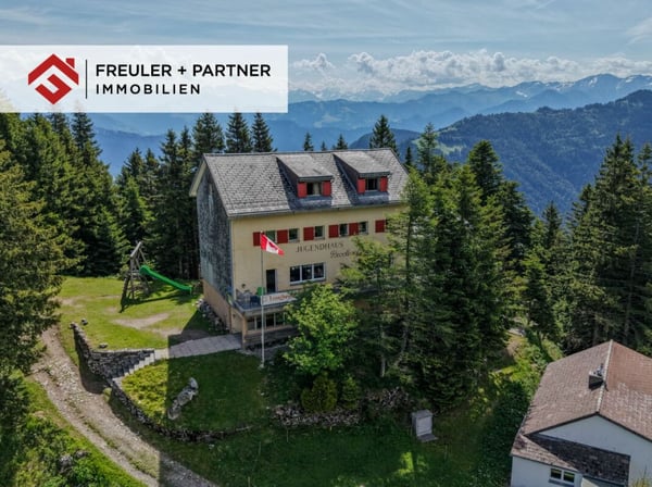 Seltene Gelegenheit im Pizolgebiet - etabliertes Gruppen- und Ferienhaus 1