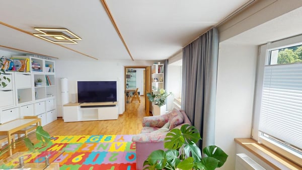 Wohnhaus mit riesiger Remise Gesamtnutzfläche 480m2 7