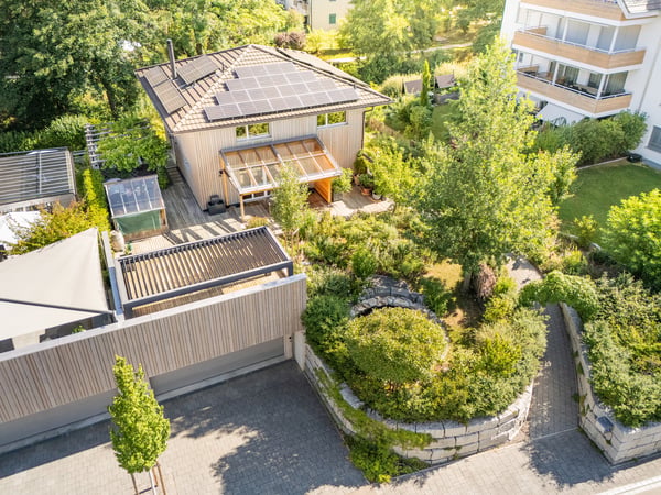 Stilvolles Einfamilienhaus mit Gartenparadies und Nachhaltigkeit 12
