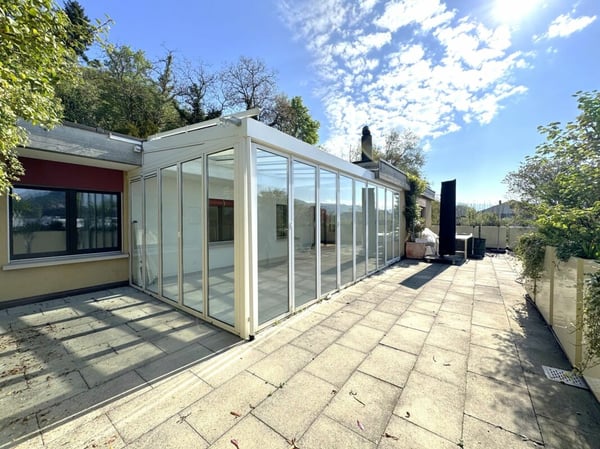 Zuoberst, sonnig mit herrlicher Aussicht und Privatsphäre 6