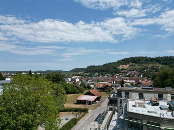 Exklusive Neubau-Attikawohnung mit Weitsicht inklusive zwei Parkplätze 3