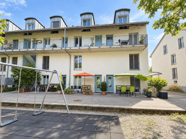 Zentral, ruhig, sonnig und ganz oben: Charmante Maisonettewohnung mit Tiefgaragenparkplatz inklusive 12