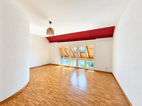 Zentral, ruhig, sonnig und ganz oben: Charmante Maisonettewohnung mit Tiefgaragenparkplatz inklusive 6