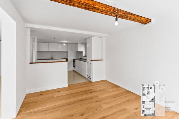 Erstbezug mit Hausgefühl, sanierte 3.5 Zimmer Maisonettewohnung mit Sitzplatz 2