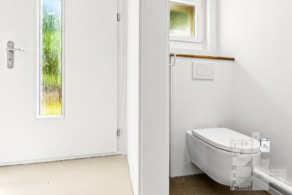 Erstbezug mit Hausgefühl, sanierte 3.5 Zimmer Maisonettewohnung mit Sitzplatz 6