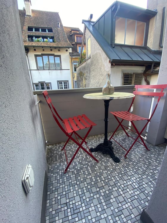 Mitten im Zentrum mit Balkon und Blick auf die Altstadt 3