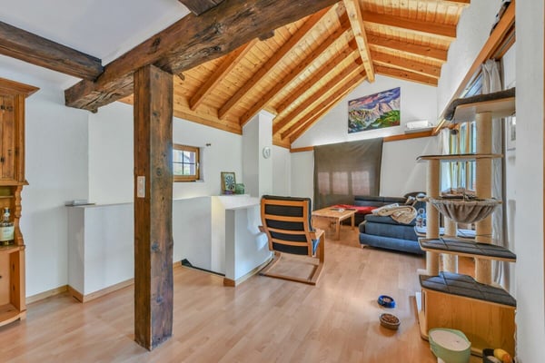 Ein Haus voller Leben inmitten der Bündner Herrschaft 25