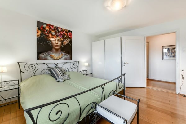 Einfamilienhaus mit Einliegerwohnung, PV-Anlage & 2 Zimmern - ideal für Familien 6