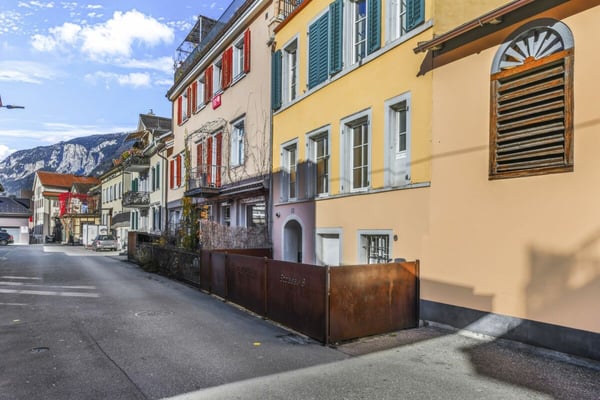 Exklusive 1.5 Zimmer-Wohnung im Herzen von Chur 2