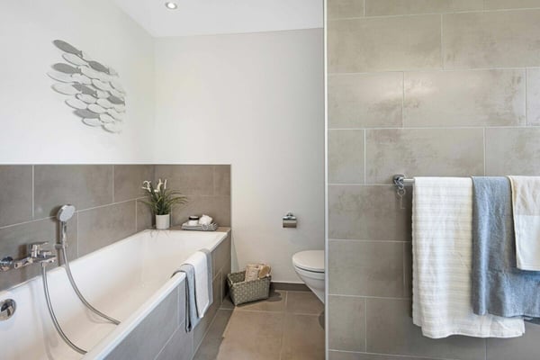 Komfortable Raumaufteilung & attraktive Aussicht! 8