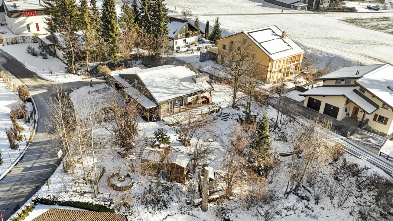 Nachhaltiges-Stilvolles Einfamilienhaus mit Einliegerwohnung an ruhiger Lage
