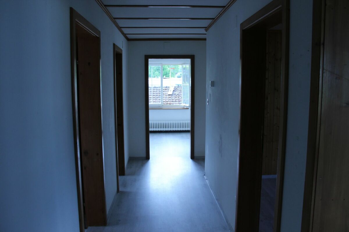 4.5-Zimmer-Altbauwohnung im Erdgeschoss mit Balkon - befristet bis Januar 2027