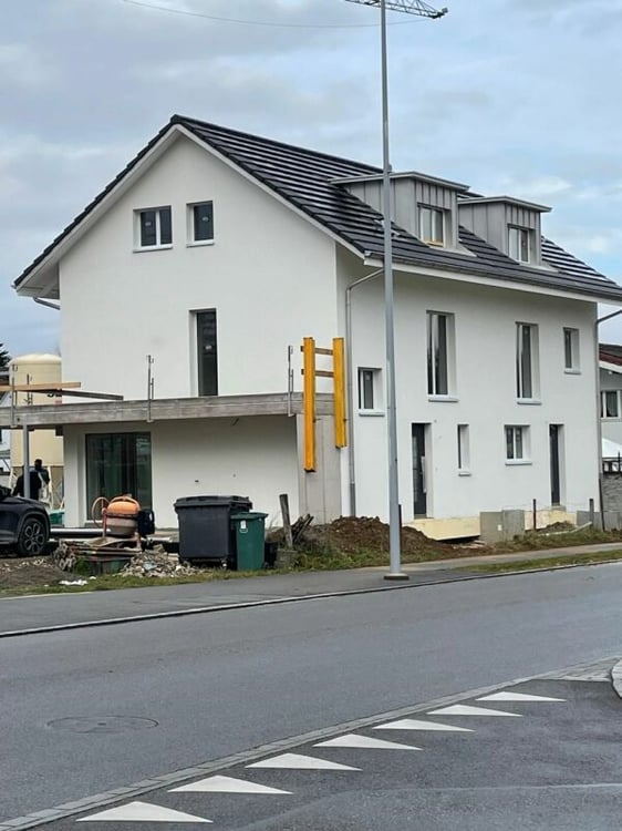 Neubau-Doppeleinfamilienhaus mit gehobener Ausstattung und viel Platz. 2
