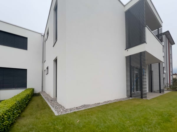 Modernes 3.5-Zimmer-Wohnung mit Gartennische in Genestrerio 5