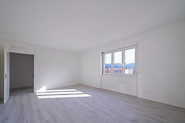 Grande 1.5 locali completamente rinnovato a Chiasso 3