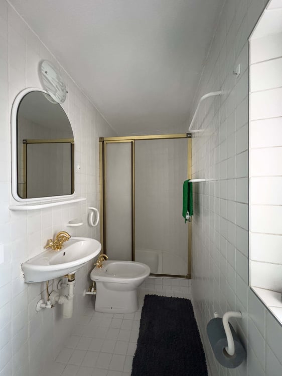 Appartamento arredato ad Aldesago nel nucleo cittadino 5