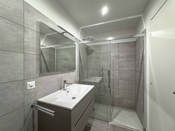 Spazioso e moderno 1.5 locali con giardino a Mendrisio 5