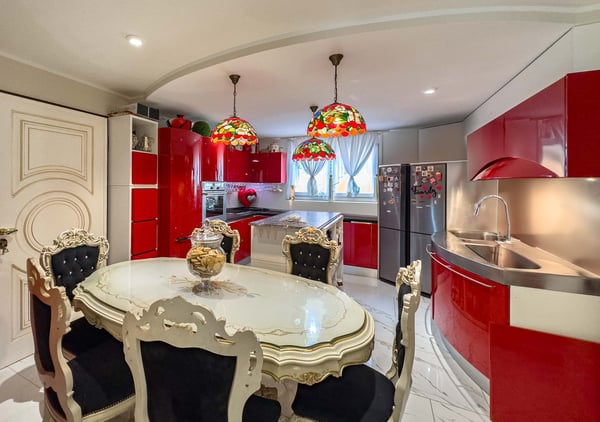 Casa con grande giardino a Figino a poca distanza dal lago 3