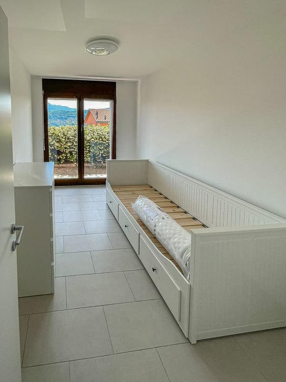 Luminoso 1.5 locali con giardino a Vernate 3