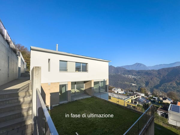 Villa con giardino ad Agra 6