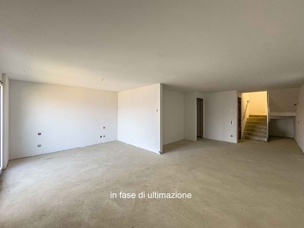 Villa con giardino ad Agra 2